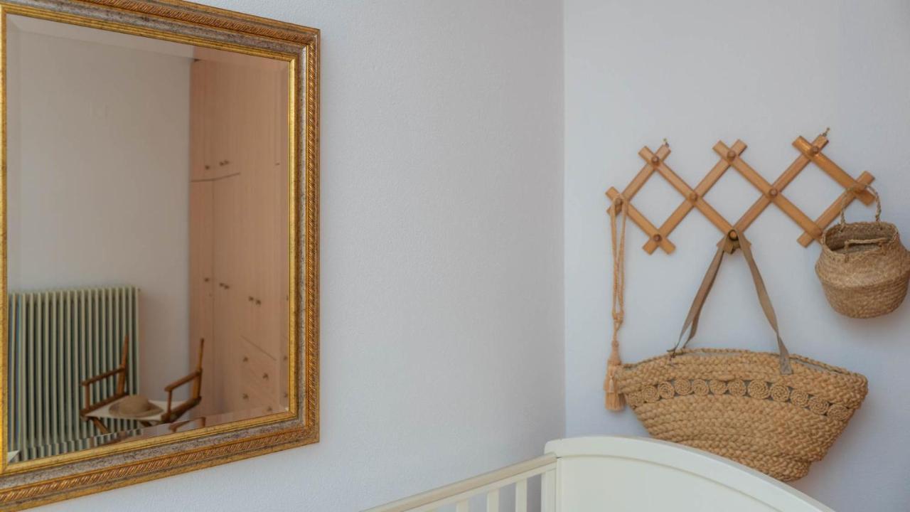 Postmans Apartment Under Meteora カランバカ エクステリア 写真