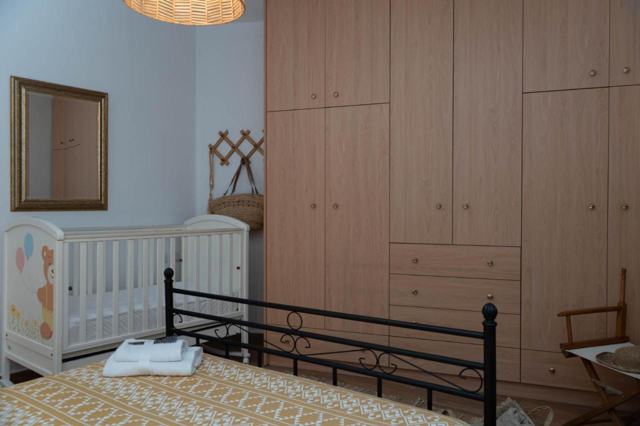 Postmans Apartment Under Meteora カランバカ エクステリア 写真